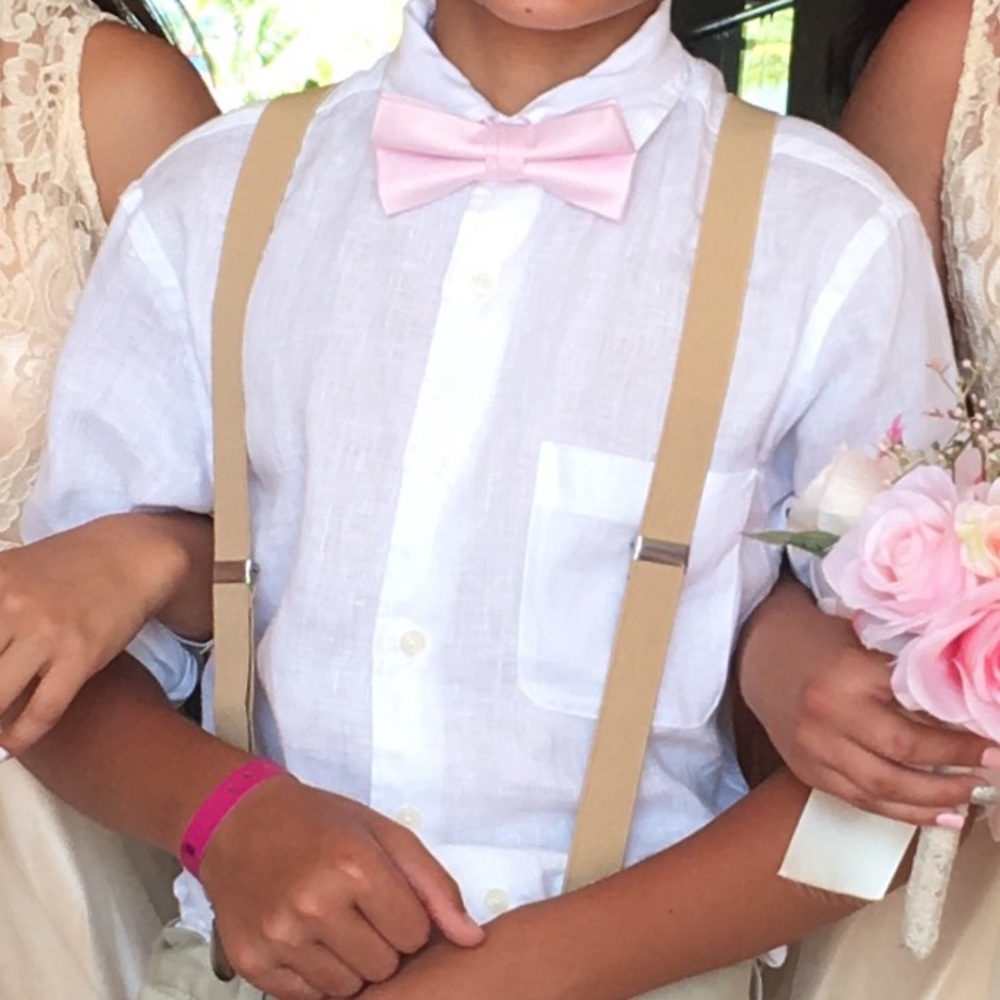 Pink bow tie. - Picture 2 of 2